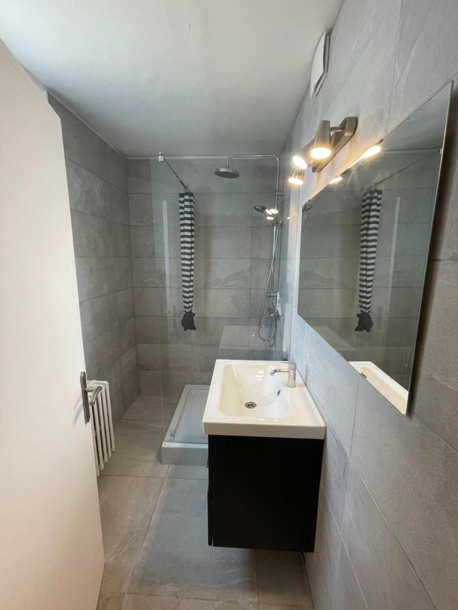 شقة #6 : 2 Pieces Dernier Etage Tres Calme 40M2 ستراسبورغ المظهر الخارجي الصورة